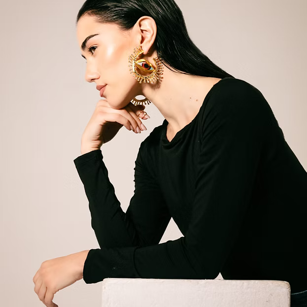 Look Me- Gold