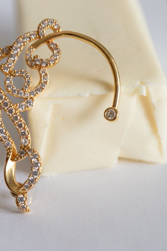 EarCuff Enclacement